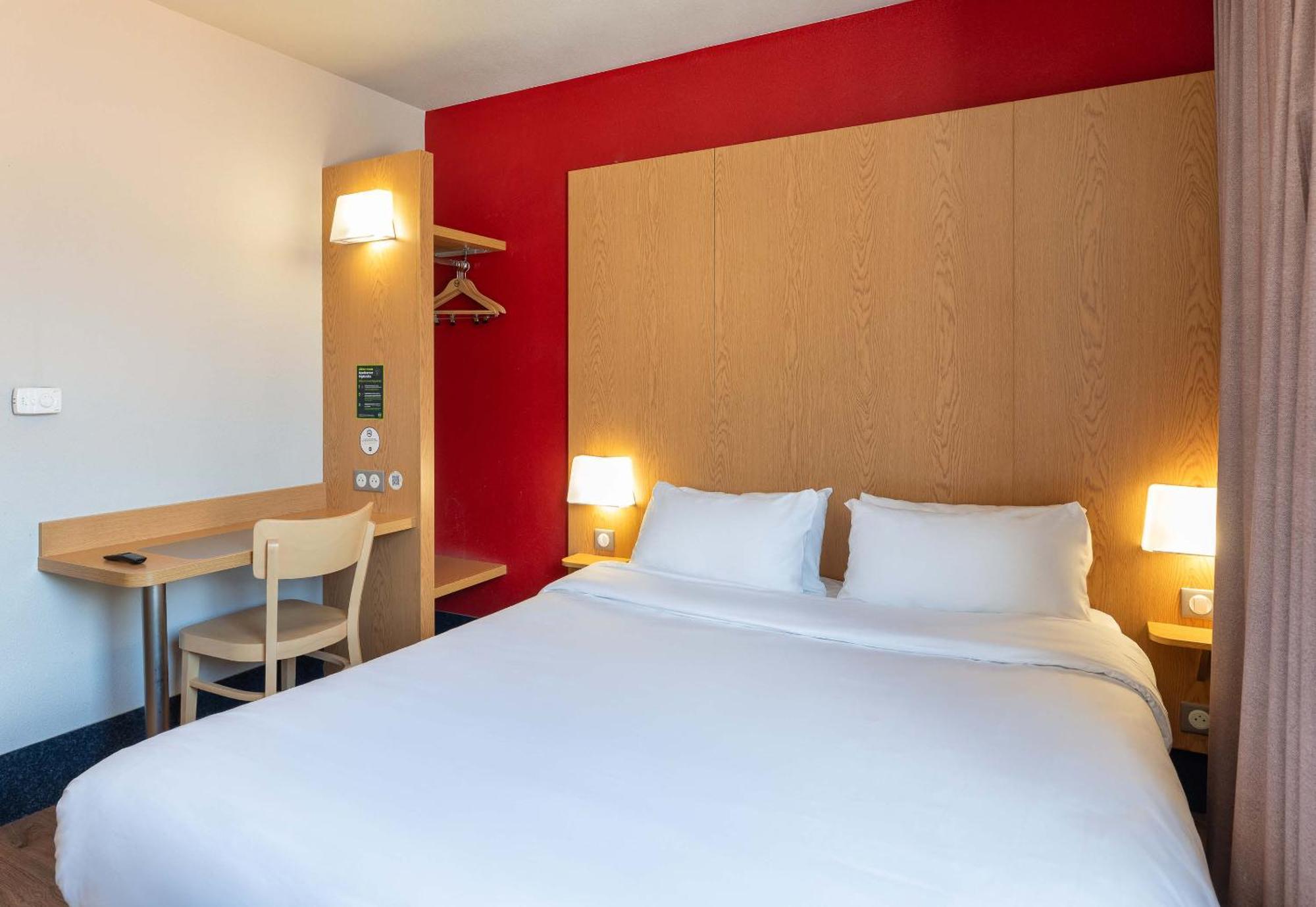 B&B Hotel Lyon Caluire Cite Internationale Εξωτερικό φωτογραφία