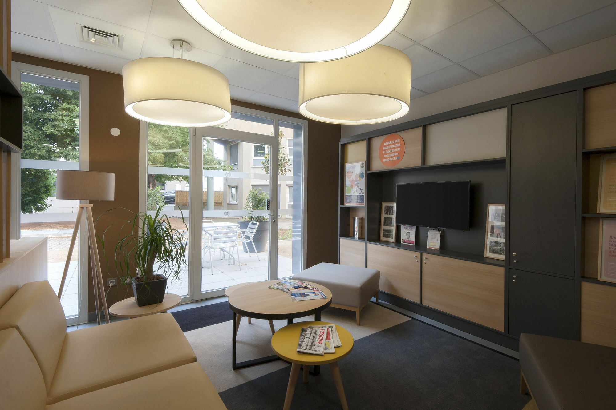 B&B Hotel Lyon Caluire Cite Internationale Εξωτερικό φωτογραφία